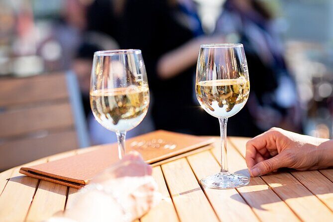 Montreal: Evening cruise with DJ - FAQ: Your questions about the Montreal evening cruise answered