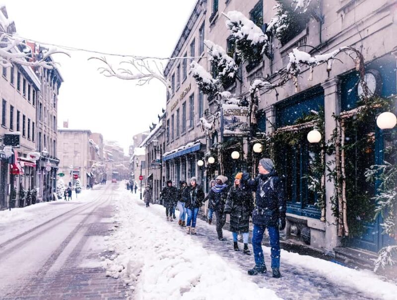 Montreal: Old Montreal Wintertime Express Walking Tour - Summary