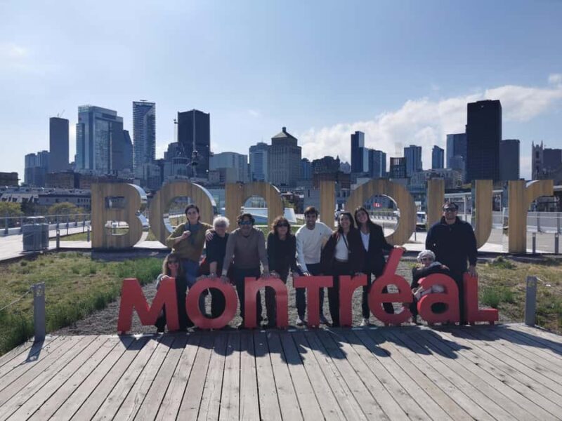 Montreal: Private Walking Tour of City Highlights - Key Points