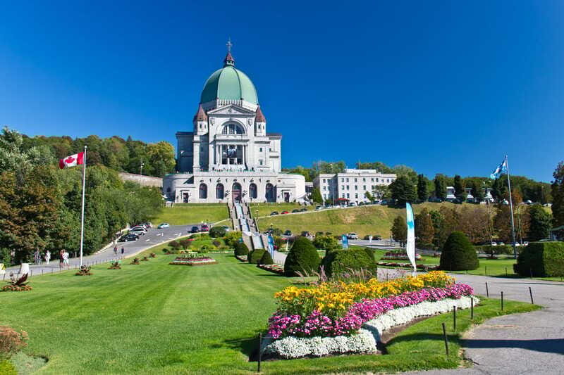 Montreal: Small Group Tour with River Cruise and Notre Dame - Key Points