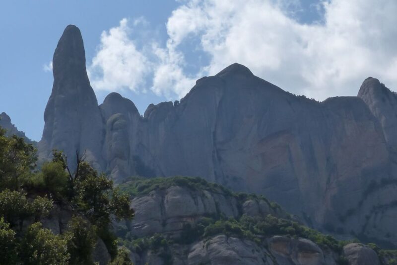 Montserrat: 6-Hour Tour with a Choice of 3 Levels of Hiking - The Hiking Experience: What to Expect