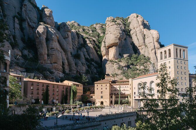 Montserrat Full Day Tour With Wine gourmet Lunch - A Complete Look at the Montserrat Full Day Tour With Wine Gourmet Lunch