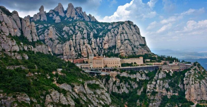 Montserrat: Morning or Afternoon Half-Day Trip with Pickup - The Ultimate Breakdown of the Montserrat Half-Day Tour