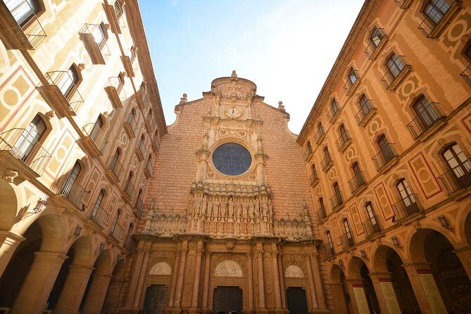 Montserrat Private Guided Tour with Pick up - FAQs