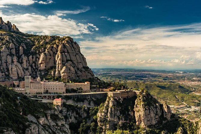 Montserrat Private Tour w/ Official Guide + Hotel or Port pick up - Why Choose This Montserrat Private Tour?
