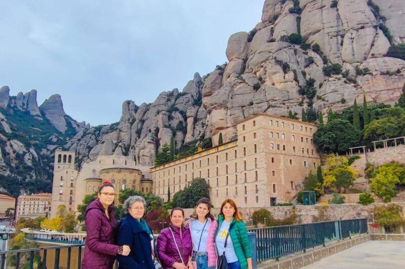 MONTSERRAT: TOUR IN ROMANIAN LANGUAGE - Practical Details and Tips