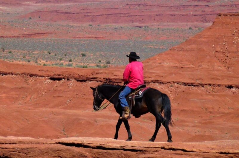 Monument Valley: Horseback Adventure Tour - FAQ