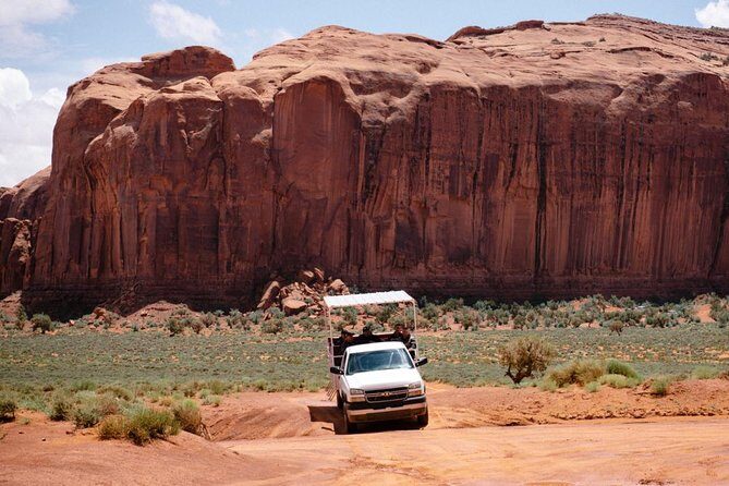 Monument Valley Loop Drive Tour - The Starting Point and Transportation
