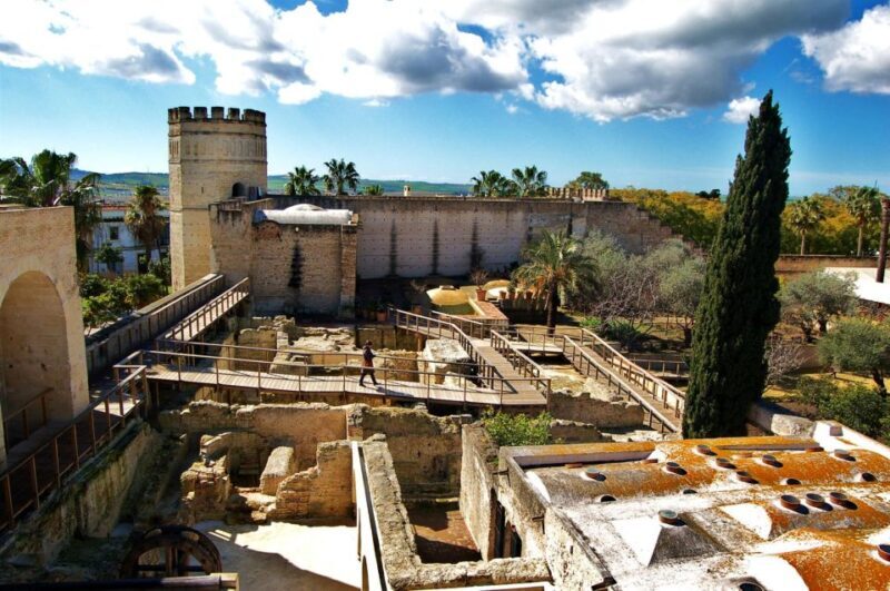 Monumental Jerez Guided Tour - Who Should Consider This Tour?