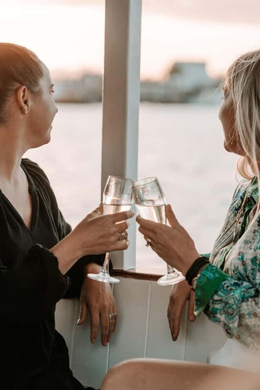 Mooloolaba: Sunshine Coast Sunset Canal Cruise - Key Points