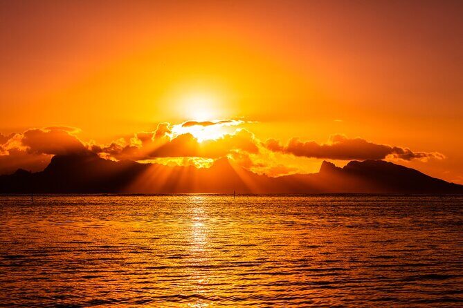 Moorea Sunset Boat Trip - FAQ