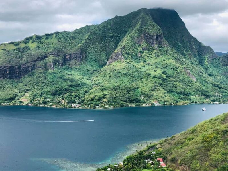 Moorea:4X4 safari excursion between land and sea with lunch - Who Will Love This Tour?