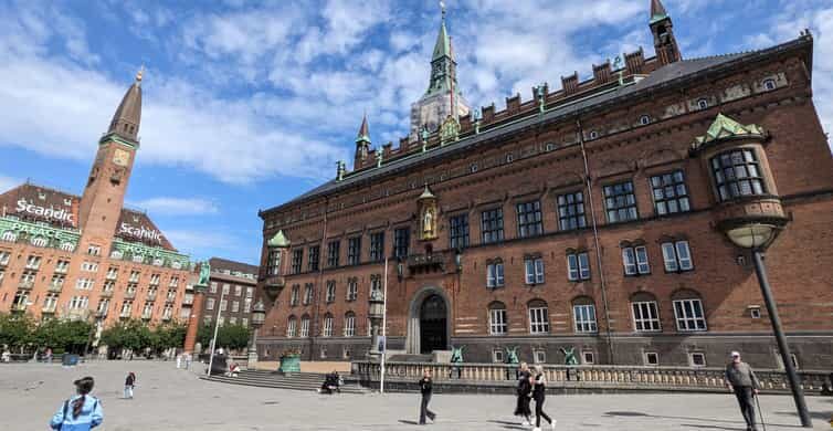 Mop in the heart of Copenhagen - private guided tour in French - Deep Dive into the Itinerary