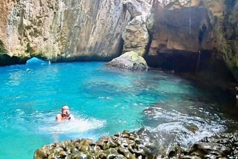 Moraig: Kayak Excursion to Moraig & Cave peces-testos - Key Points