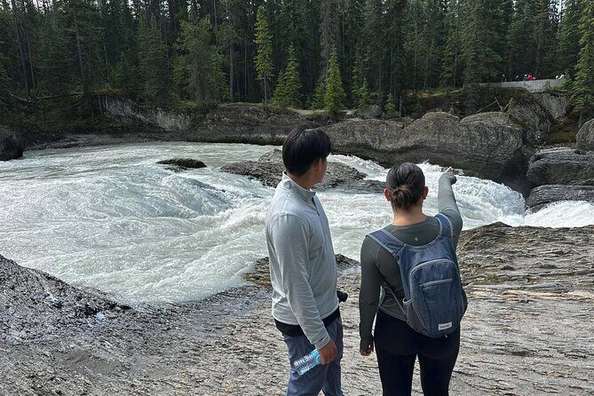 Moraine and Lake Louise with Yoho National Park Private Tour - Who Is This Tour Best For?