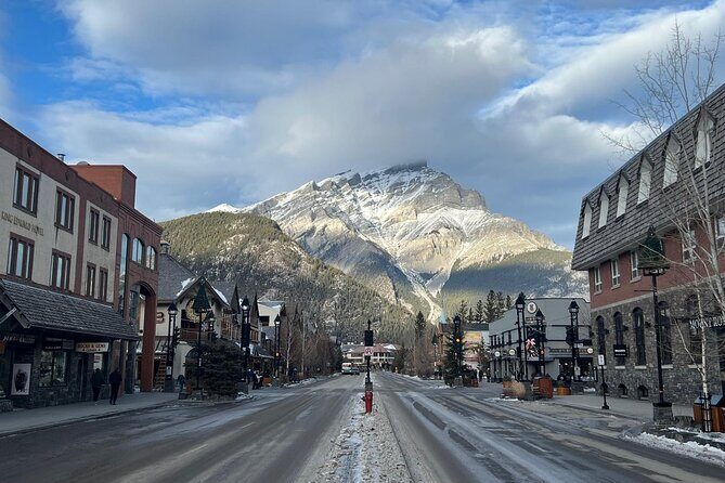 Moraine Lake Banff Town Lake Louise Johnston Canyon - FAQ