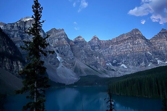 Moraine Lake, Lake Louise, and Lake Minnewanka Banff sunset Tour - Who Should Consider This Tour?