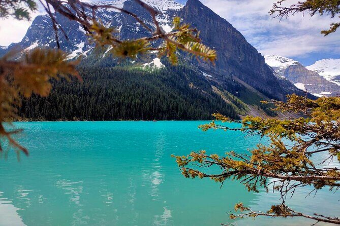 Moraine Lake, Lake Louise, Johnston Canyon, Banff from Calgary - FAQs