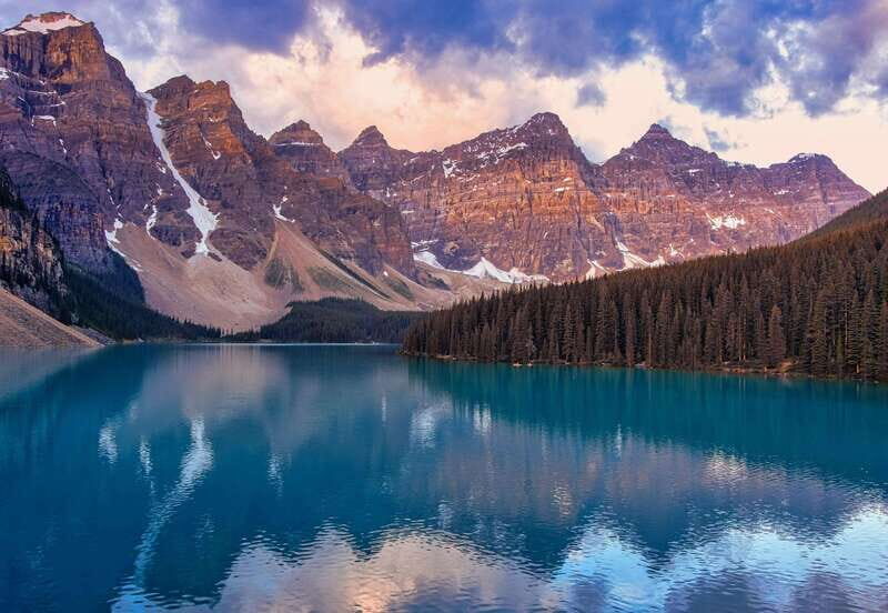 Moraine Lake Sunrise & Lake Louise from Calgary/Canmore/Banf - What Makes This Experience Stand Out?