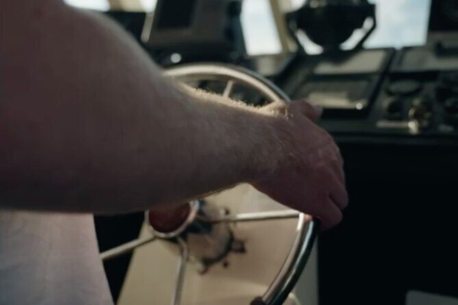 Moreton Bay Sunset Cruise - An In-Depth Look at the Moreton Bay Sunset Cruise