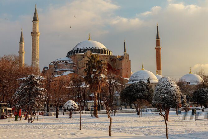 Morning Istanbul: Half-Day Tour with Blue Mosque, Hagia Sophia, Hippodrome and Grand Bazaar - Practical Aspects & What to Expect