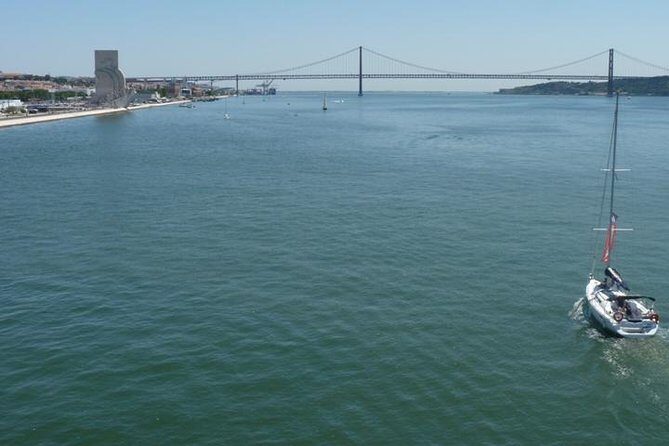 Morning Sailing Tour in Tagus River from Lisbon - What Makes This Cruise Stand Out
