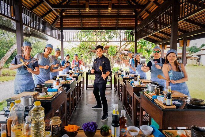 Morning Session - Thai Cooking Class in Traditional Pavilion with Beautiful Farm - Key Points