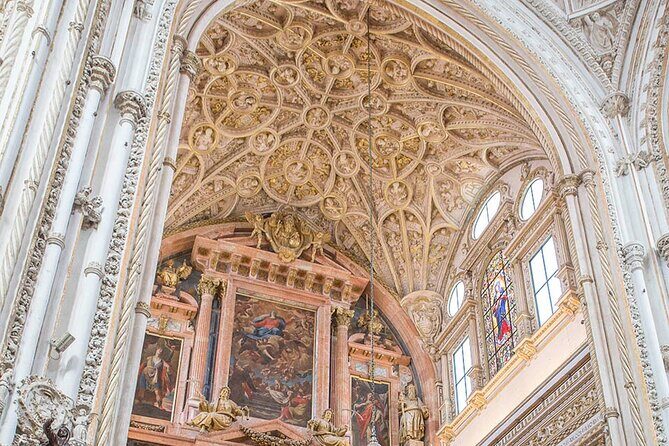 Mosque-Cathedral of Cordoba Guided Tour Skip the Line & Ticket - A Deep Dive into the Mosque-Cathedral Guided Tour