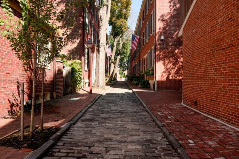 Most Charming Colonial Walking Tour: Society Hill + Old City - Detailed Breakdown of Key Stops