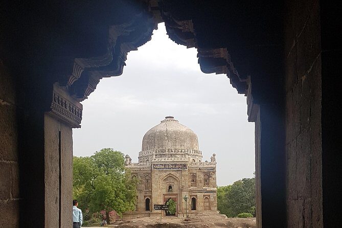 Most Popular Delhi Tour - Best of Old Delhi & New Delhi in One Day - Exploring Old and New Delhi: What You Can Expect