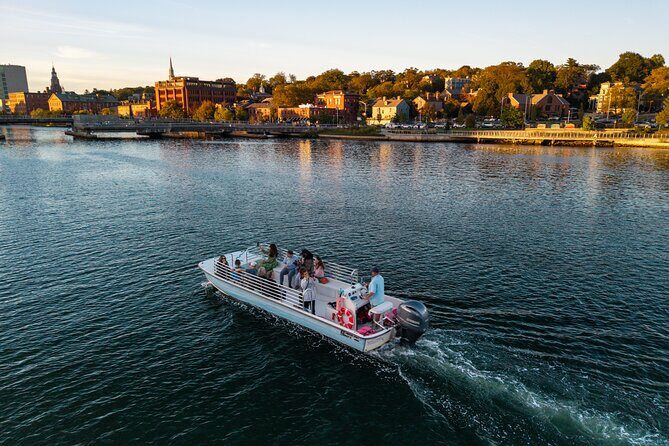 Mother's Day Mimosa Tours on the Providence River - A Look at the Itinerary and What to Expect