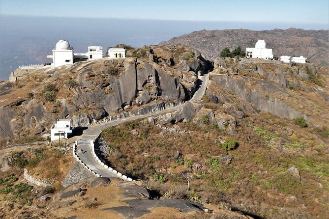 Mount Abu from Udaipur - an Overnight Tour - A Closer Look at the Mount Abu from Udaipur Tour Experience
