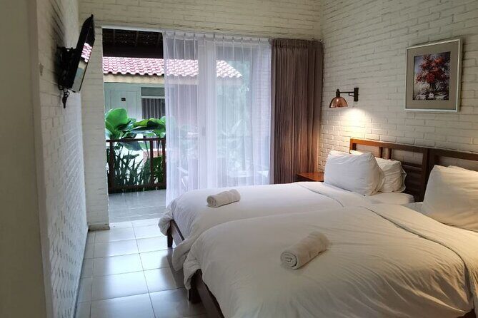 Mount Bromo & Ijen & Madakaripura Waterfall Tour (3D2N) - Hotel - Final Thoughts