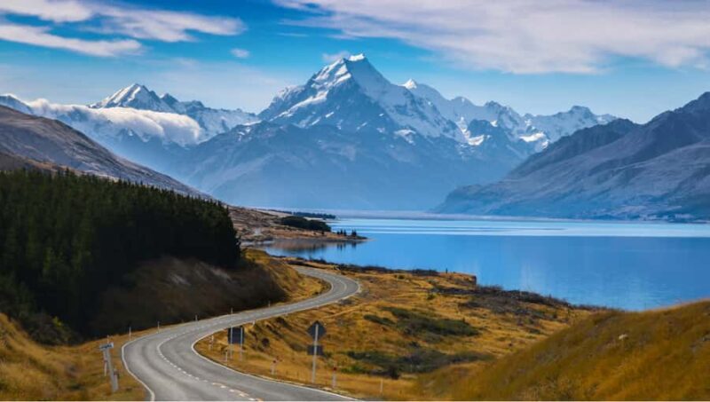 Mount Cook Full-Day Tour: Queenstown to Christchurch - An In-Depth Look at the Tour