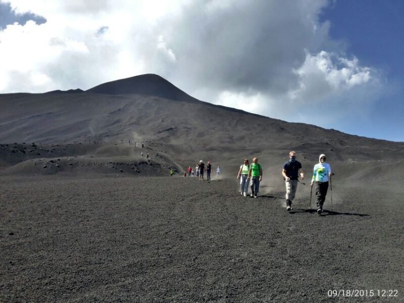 Mount Etna: Central Crater (3340mt.) with cable car and jeep - FAQ