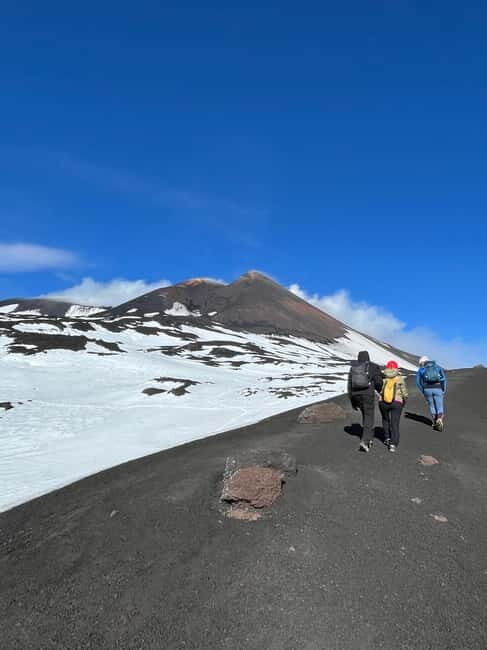 Mount Etna: Tour From 2500 mt to 3000 mt With Volcanological Guide - Key Points