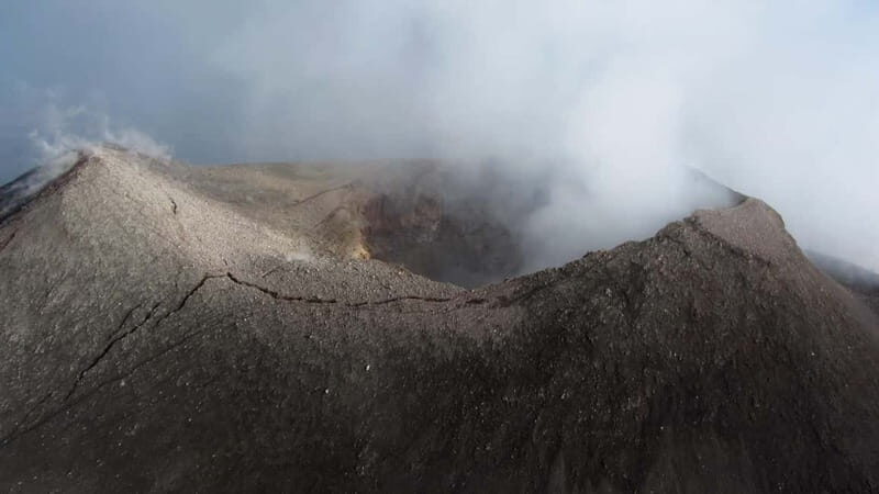 Mount Etna: Tour From 2500 mt to 3000 mt With Volcanological Guide - Frequently Asked Questions