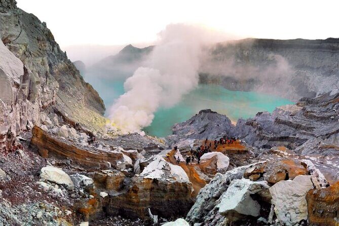 Mount Ijen Crater Tour From Ubud Bali - Key Points