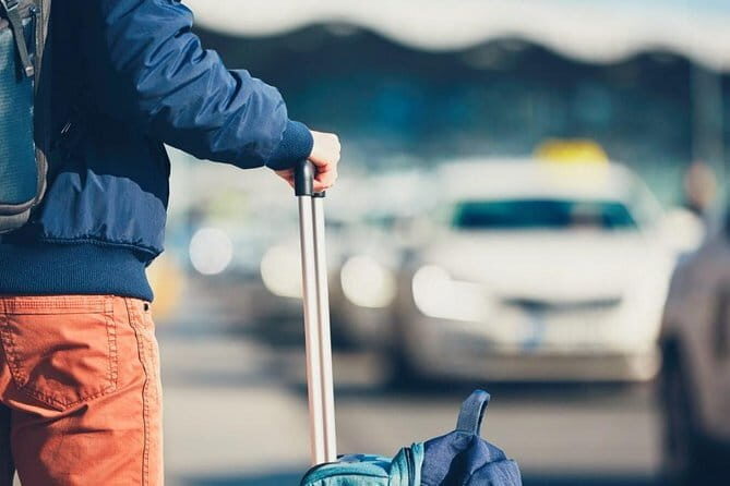 Mount Lavinia City to Colombo (CMB) Airport Private Transfer - Key Points