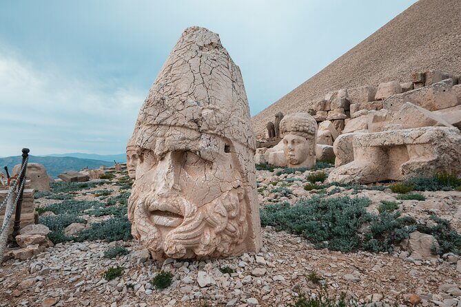 Mount Nemrut Commagene Tour 2-Day 1-Night from Istanbul by Plane - Day 2: Dawn at Mount Nemrut