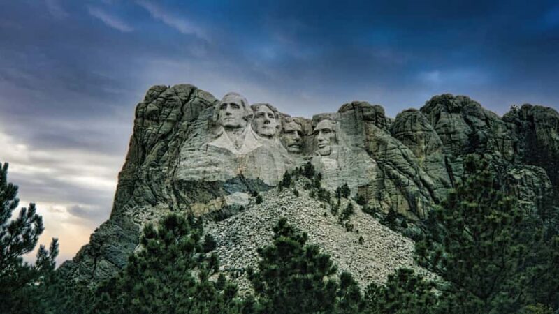Mount Rushmore Self-Guided Audio Ghost Tour in Keystone, SD - What to Expect During the Tour