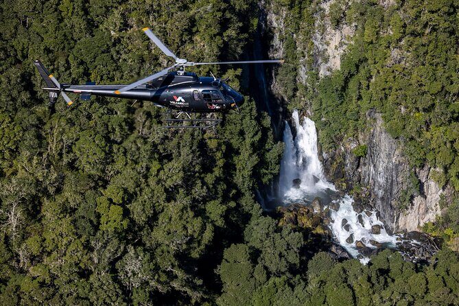 Mount Tarawera Volcanic Adventure by Helicopter - Discovering Rotorua from Above: The Full Experience