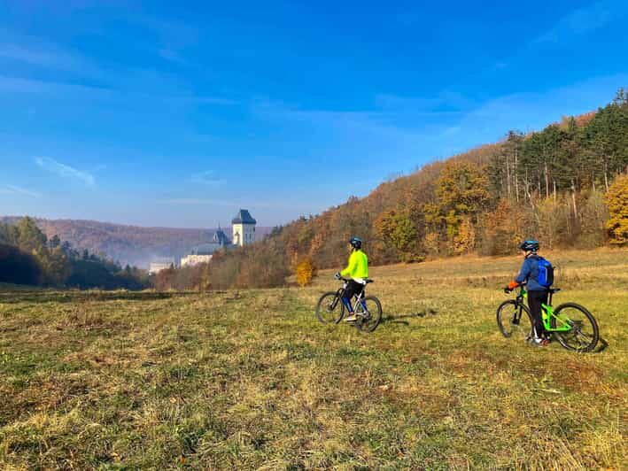 Mountain Biking Full Day Trip to The Karlstejn Castle - An In-Depth Look at the Tour Experience