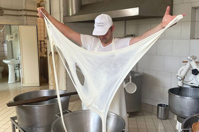 Mozzarella Experience with Tasting in Vico Equense - Discovering the Mozzarella Magic in Vico Equense