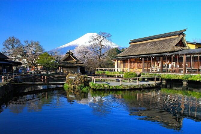 Mt Fuji 5th Station/Arakurayama Sengen Park & Oshino Hakkai Tour - FAQ