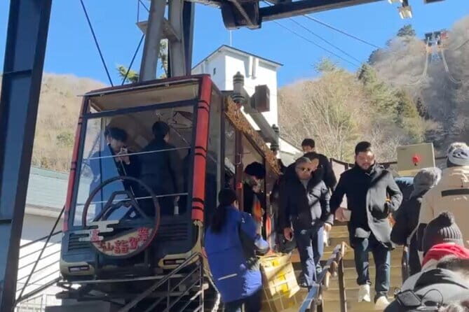 Mt. Fuji and Lake Kawaguchiko 1 Day Private Car Tour - FAQ