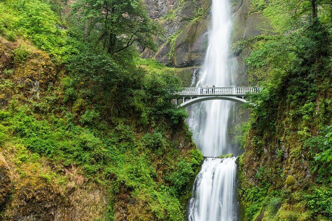 Mt Hood Loop Tour including Multnomah Falls - Key Points