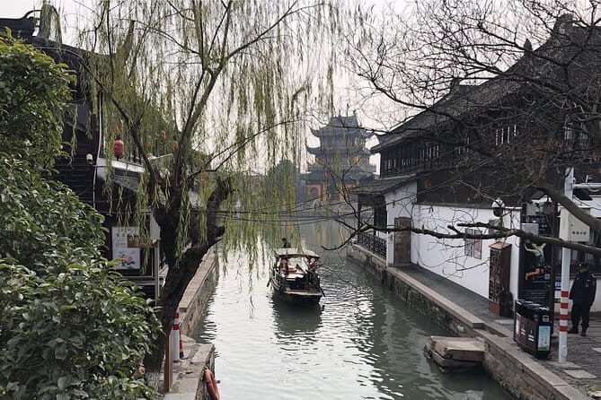 MuBus: Yu Garden, The Bund & Zhujiajao Water Town Bus Tour - FAQ