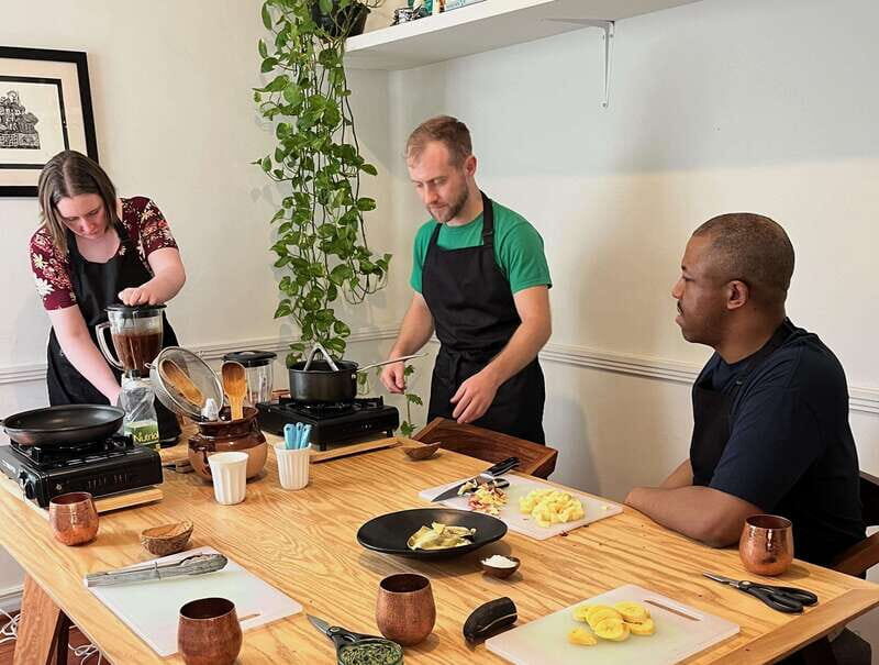 Muchos moles: Multi-variety mole cooking class and feast - Value and Practical Considerations