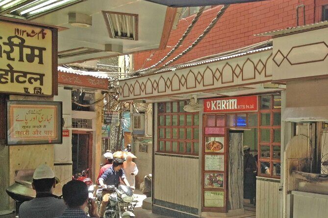 Mughlai Dining Experience at Karim's-a Famous Historical Restaurant for Foodies - The Historical Backdrop